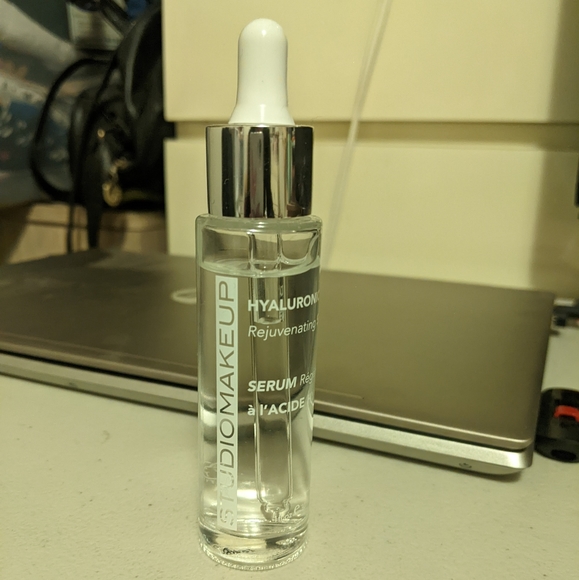 Studiomakeup Hyaluronic Acid Serum - Picture 2 of 3